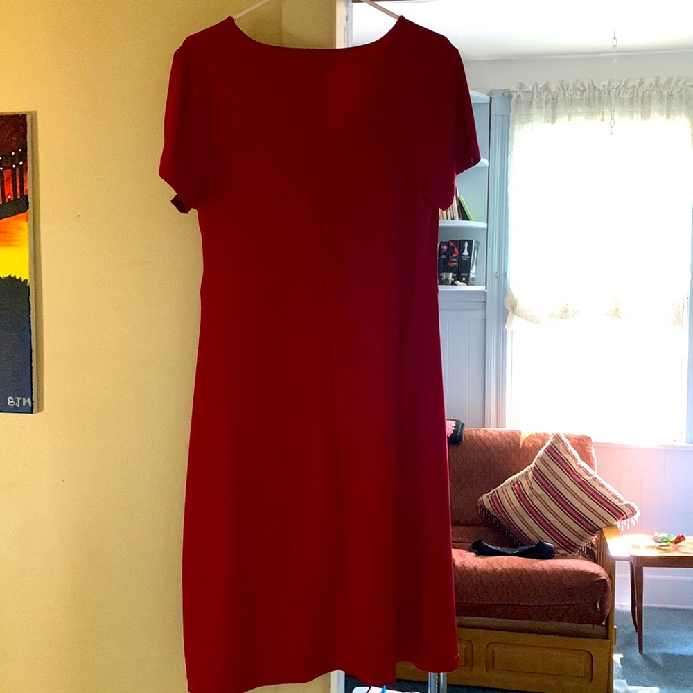 Red dress - Picture 2 of 4